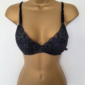 Victoria's secret PINK | Sexy Tee Bra with light pushup | 34B Black Lace